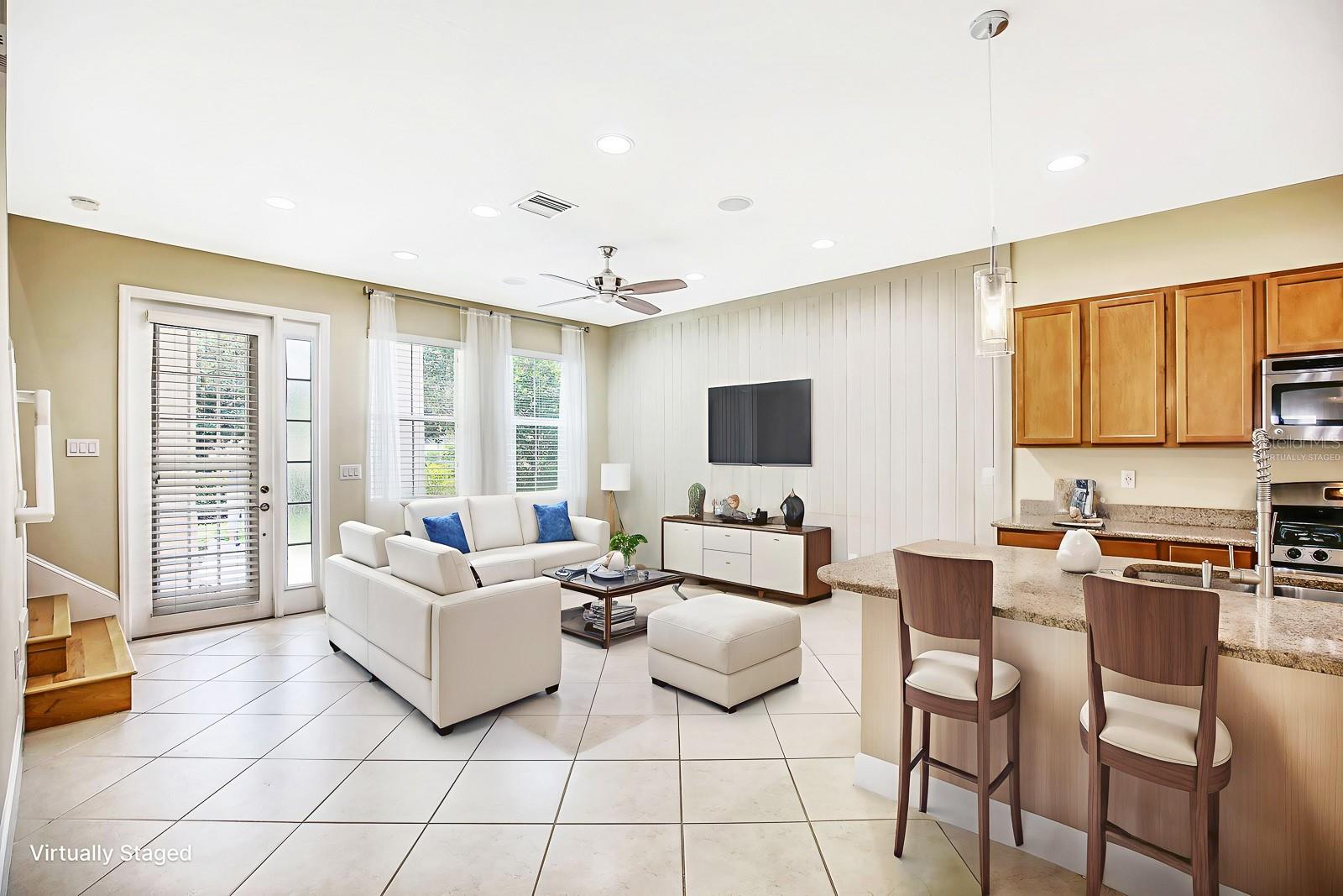 FISHHAWK RANCH TOWNCENTER PHAS - Residential Lease