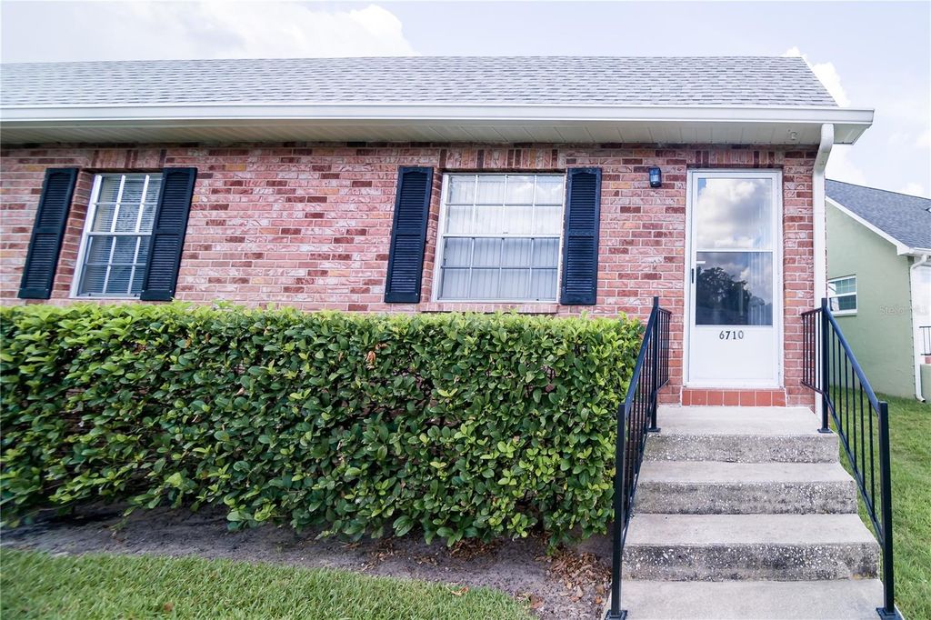 Photo of 6710 Hickorywood Ln #1B, New Port Richey, FL 34653 (MLS # W7874234)