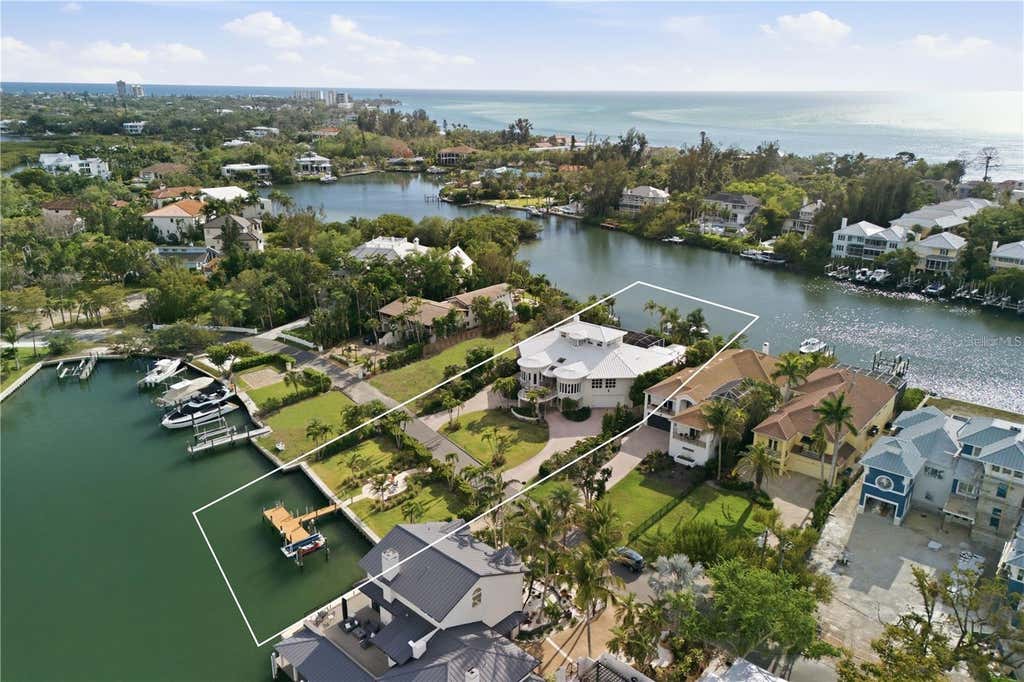Photo of 4034 Roberts Point Road, Sarasota, FL 34242 (MLS # A4702241)