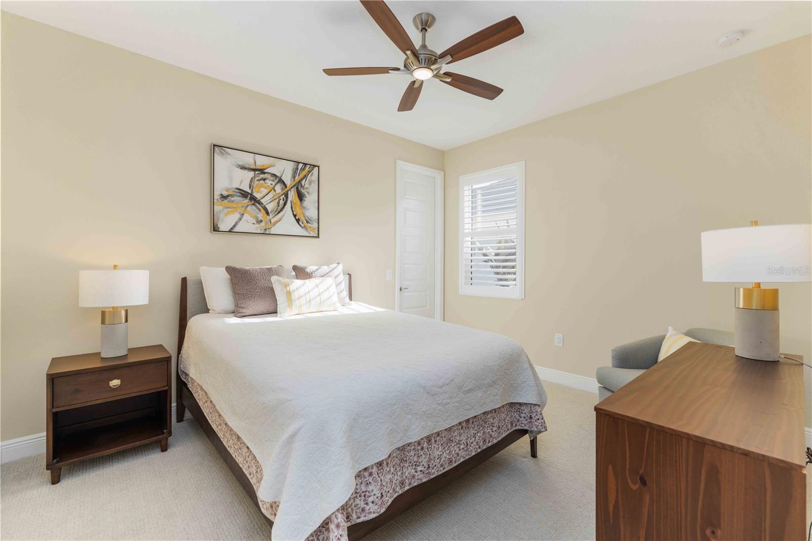 LAKEHOUSE COVE/WATERSIDE PH 4 - Residential