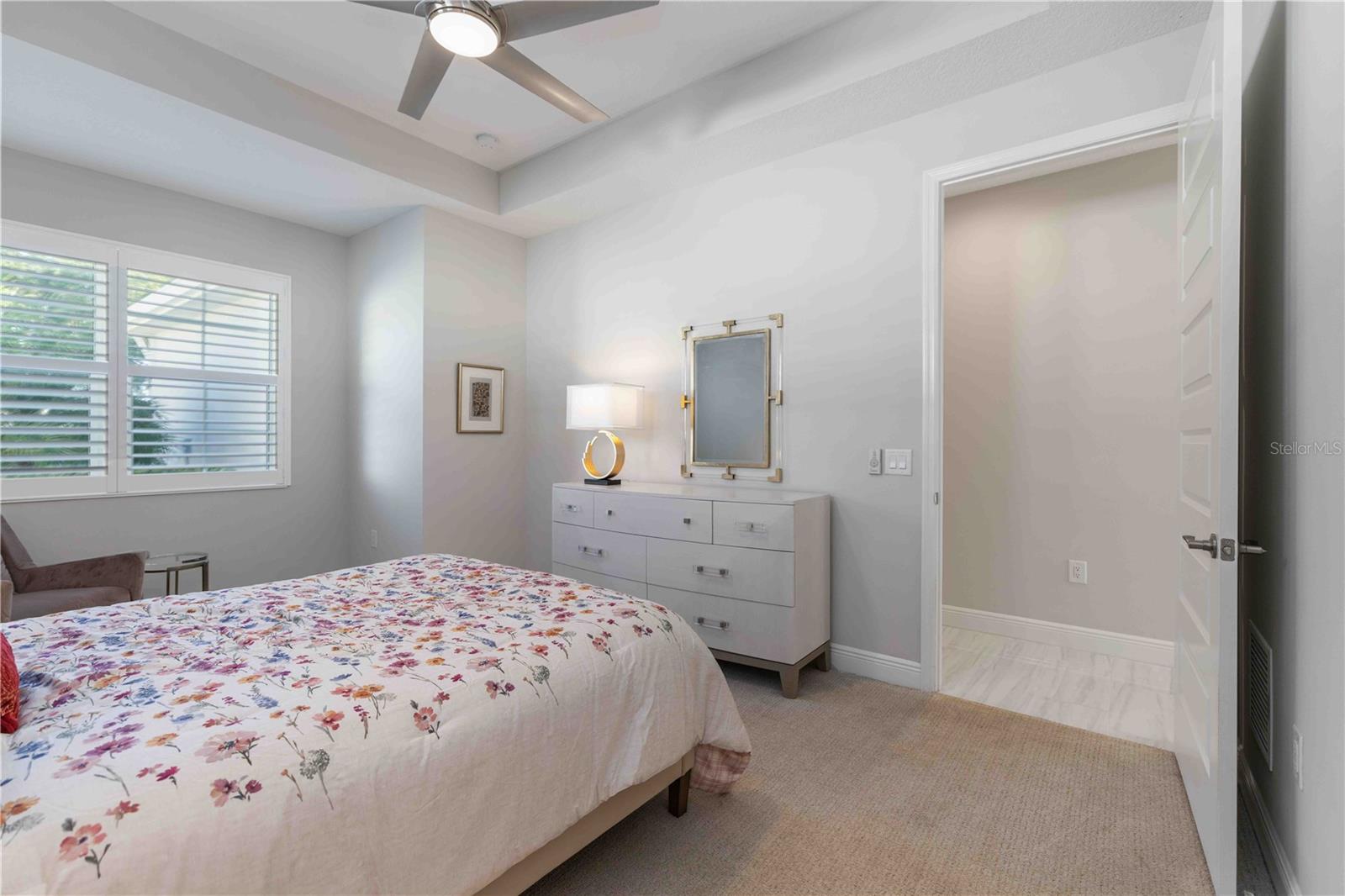 LAKEHOUSE COVE/WATERSIDE PH 4 - Residential