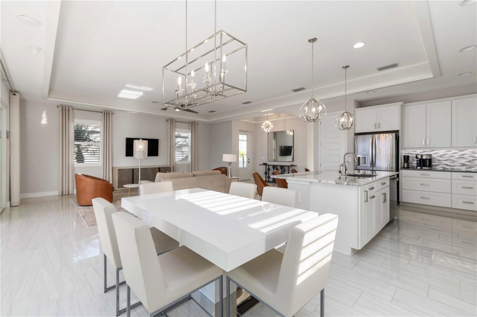 LAKEHOUSE COVE/WATERSIDE PH 4 - Residential