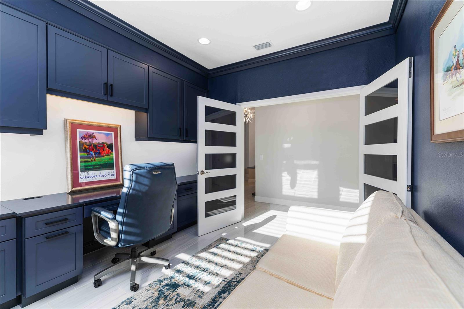 LAKEHOUSE COVE/WATERSIDE PH 4 - Residential