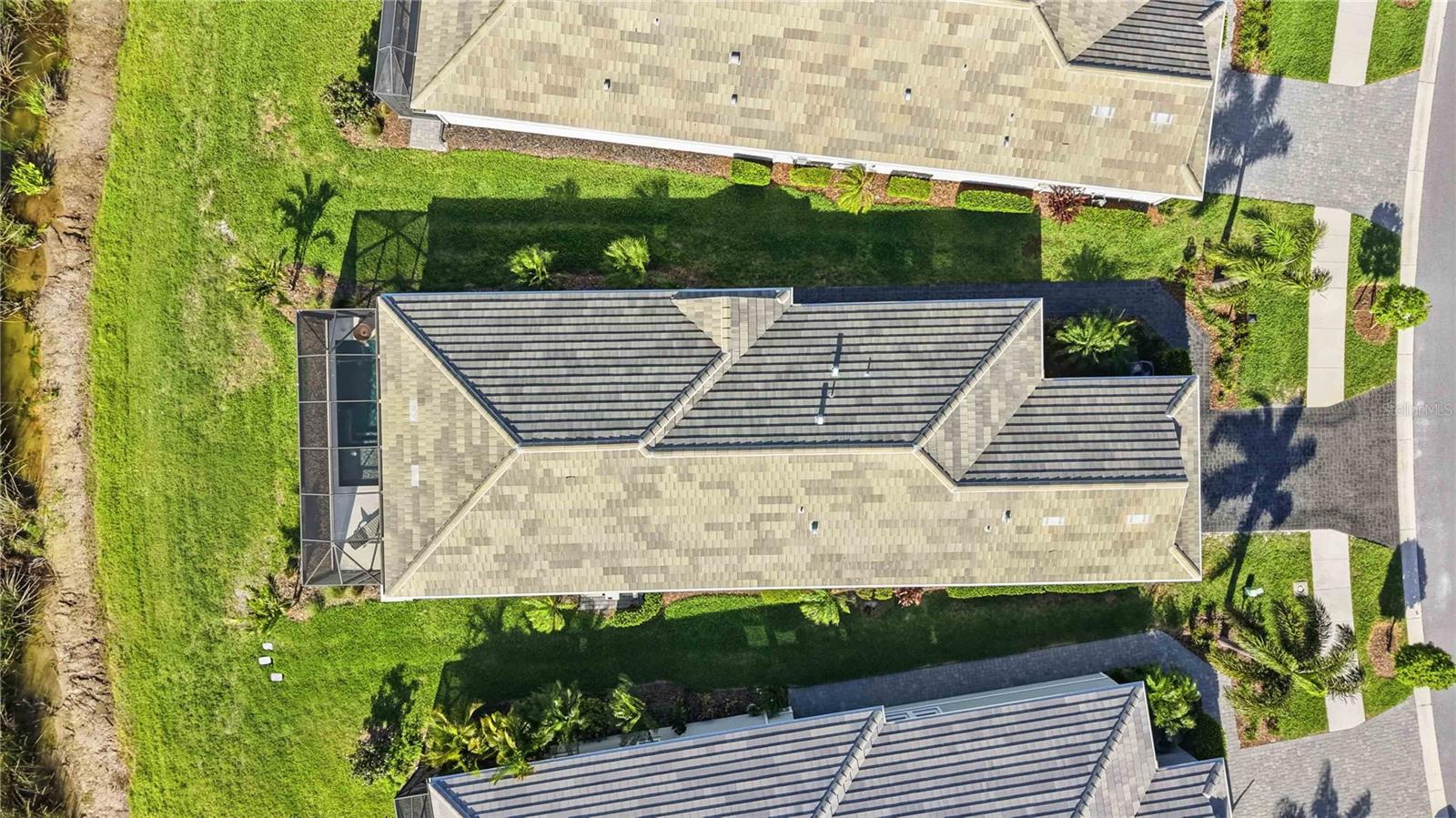 LAKEHOUSE COVE/WATERSIDE PH 4 - Residential