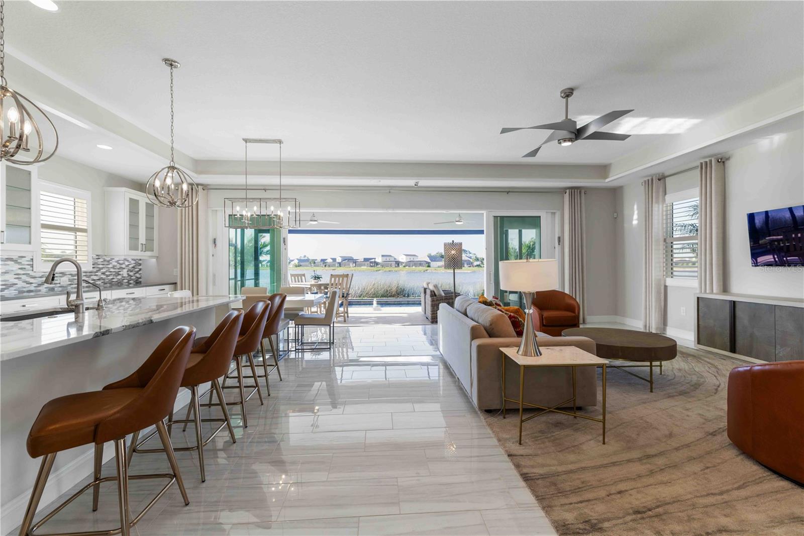 LAKEHOUSE COVE/WATERSIDE PH 4 - Residential