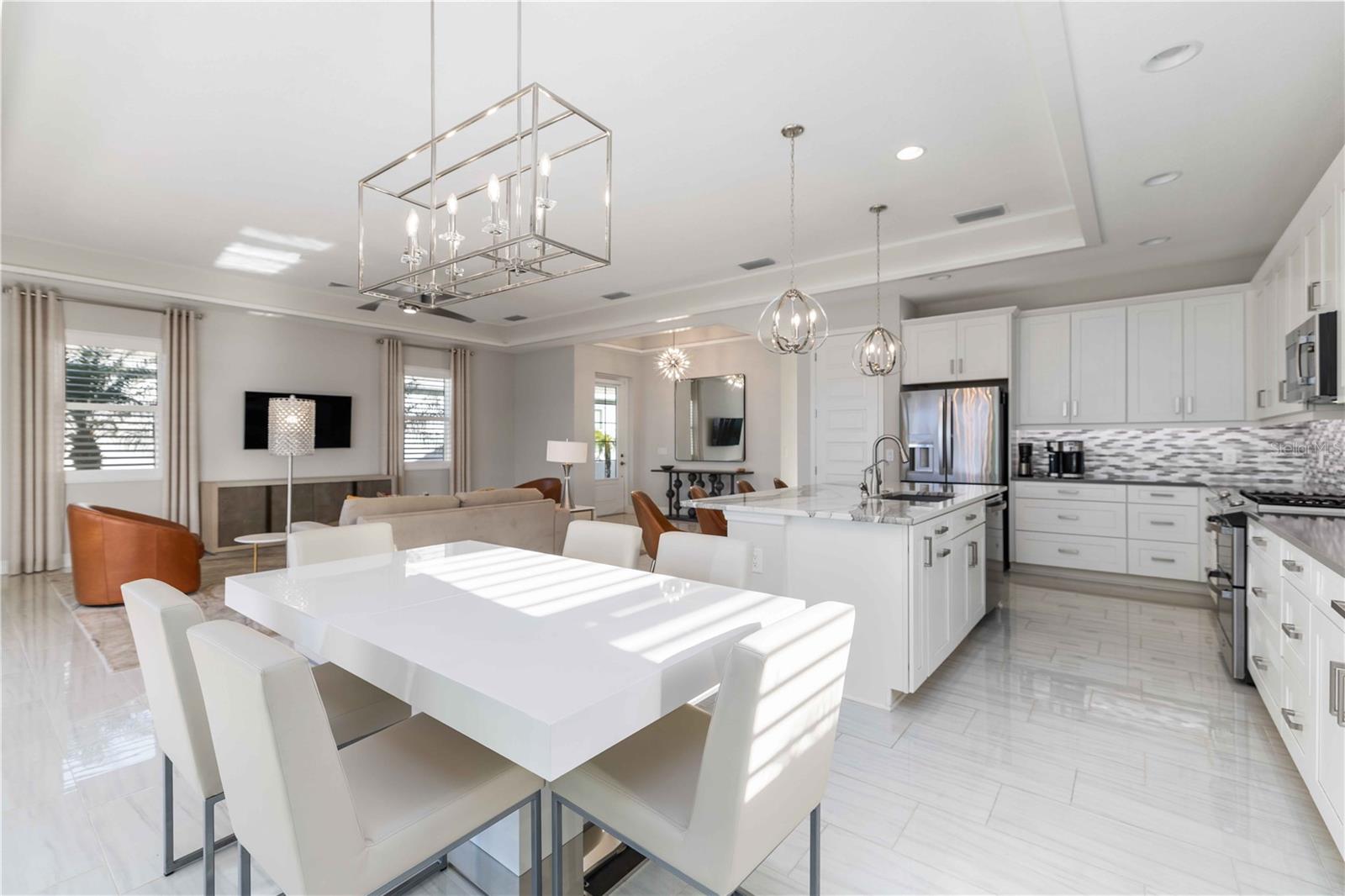 LAKEHOUSE COVE/WATERSIDE PH 4 - Residential