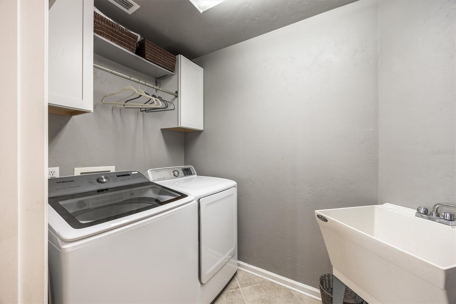 ARBOR GREENS - Residential