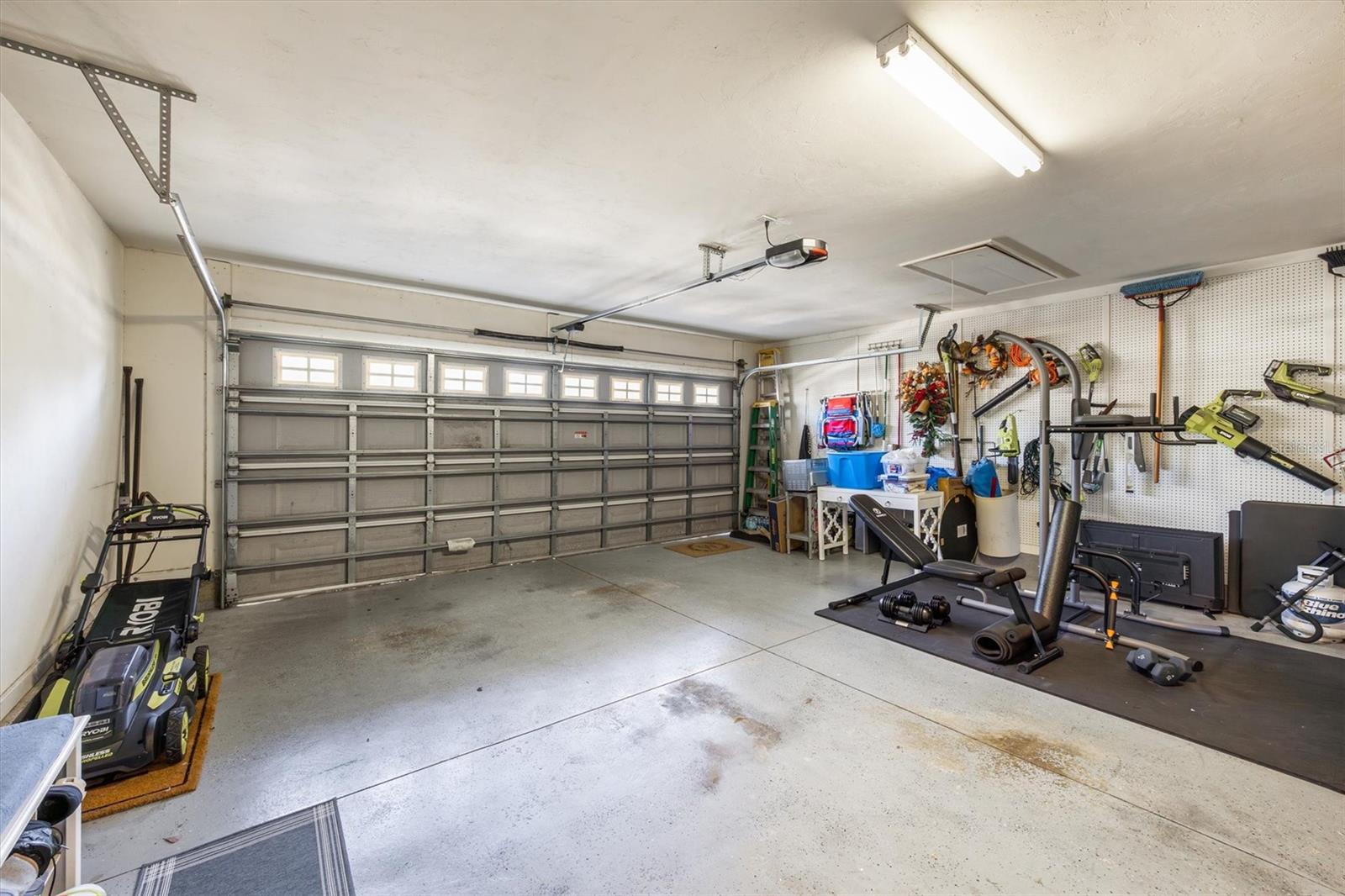 ARBOR GREENS - Residential