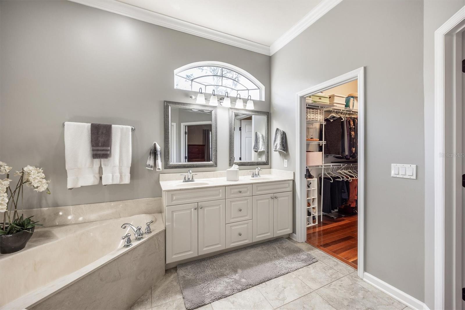 ARBOR GREENS - Residential