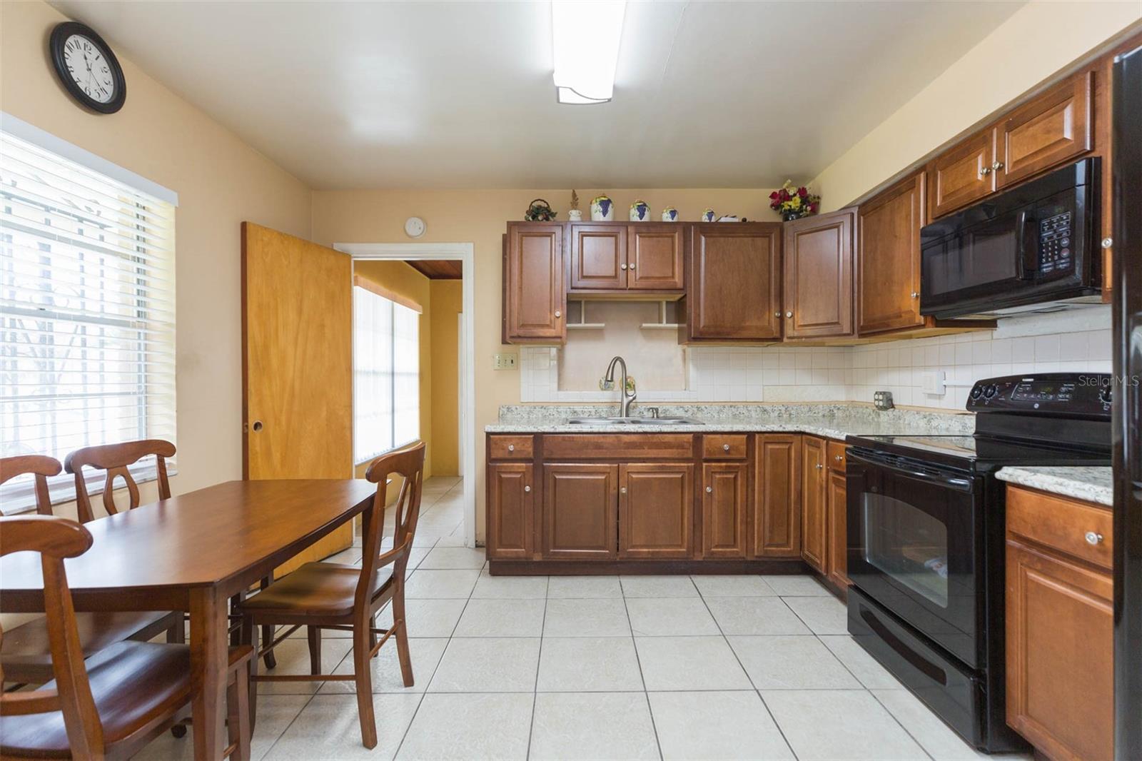 VILLA ST LOUIS - Residential