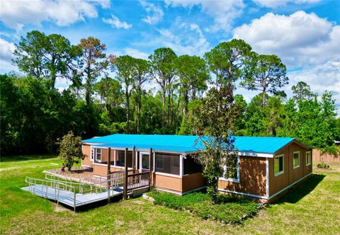 Photo of 14113 SE 201st Terrace, Hawthorne, FL 32640 (MLS # GC540623)