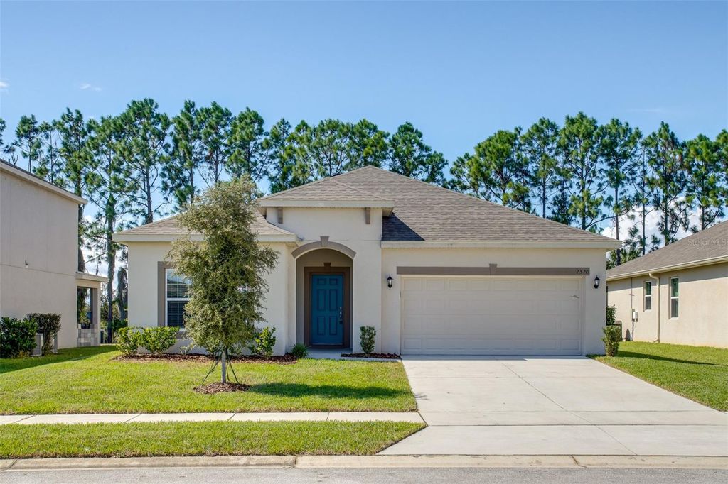 Photo of 2520 Plumadore Drive, Grand Island, FL 32735 (MLS # O6362590)