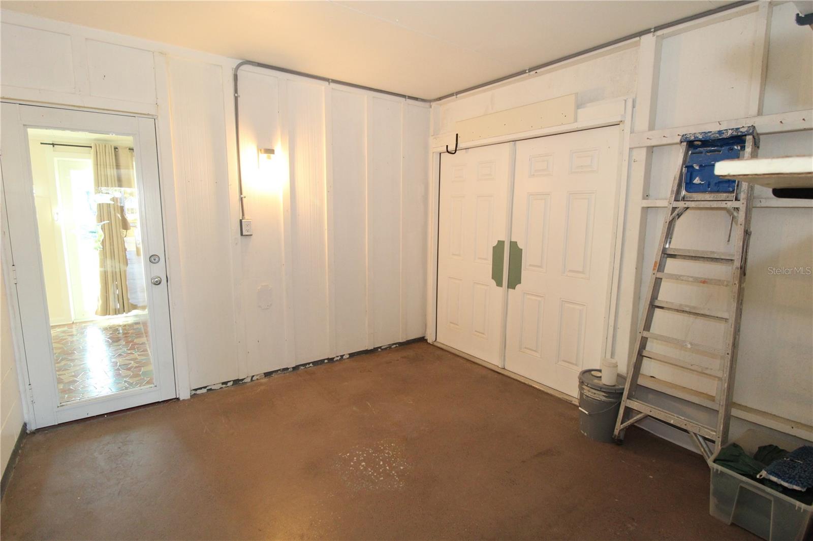 DEL WEBBS SUN CITY FLORIDA UN - Residential Lease