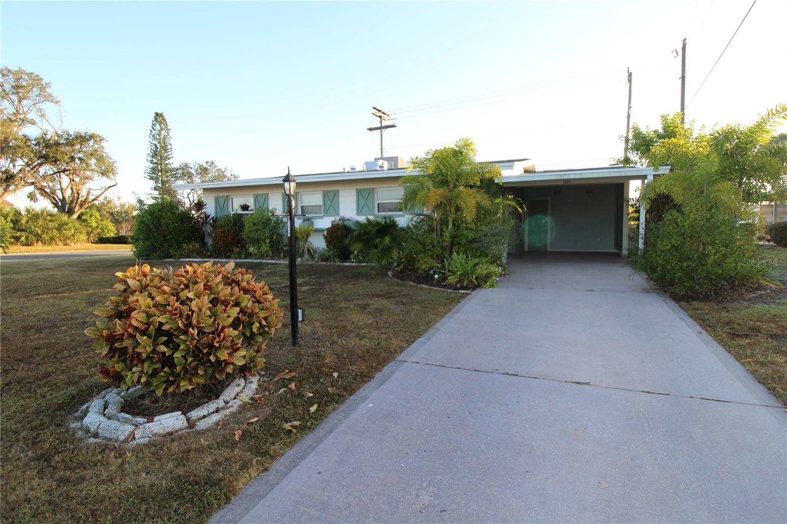 DEL WEBBS SUN CITY FLORIDA UN - Residential Lease