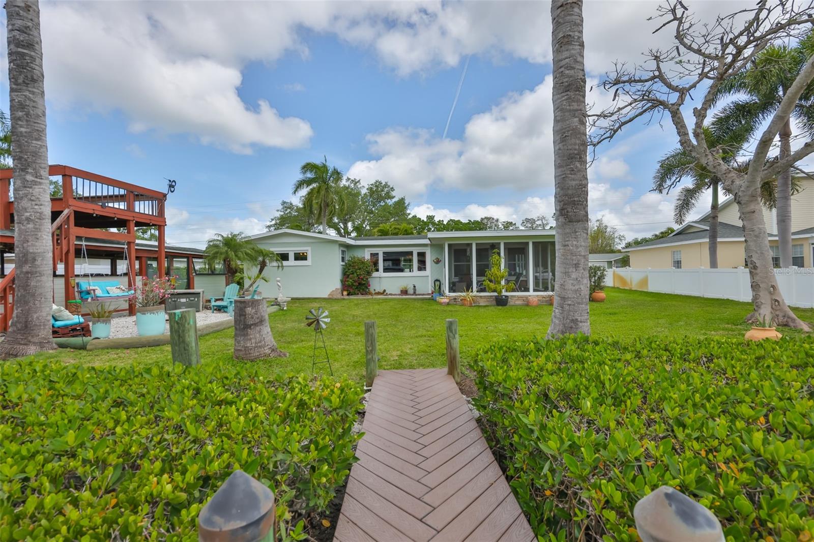 REPLAT OF BONAIRE BAYOU - Residential