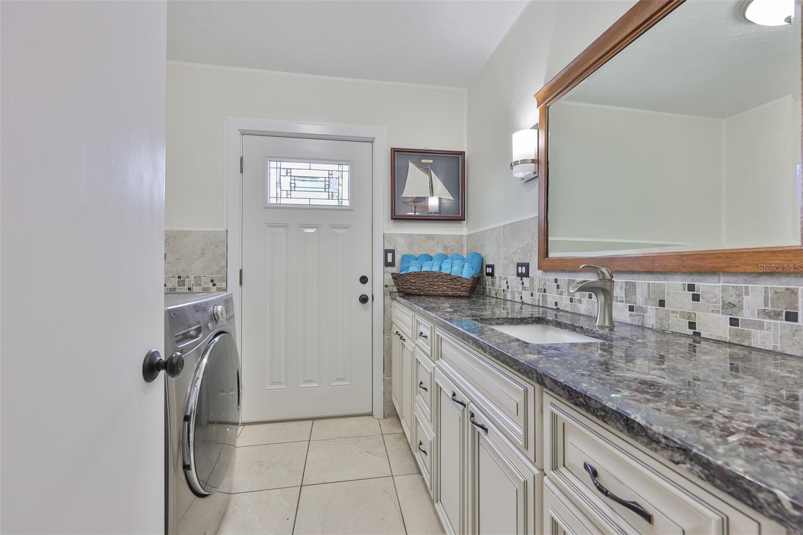 REPLAT OF BONAIRE BAYOU - Residential