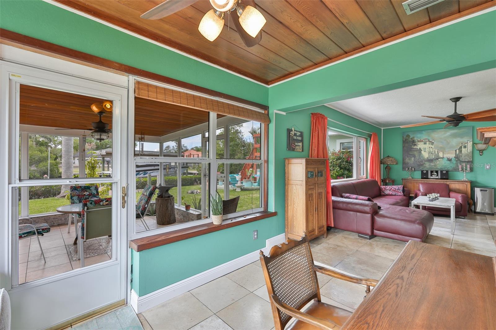 REPLAT OF BONAIRE BAYOU - Residential