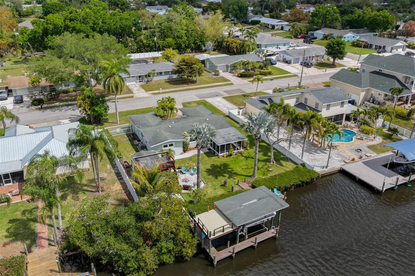 REPLAT OF BONAIRE BAYOU - Residential