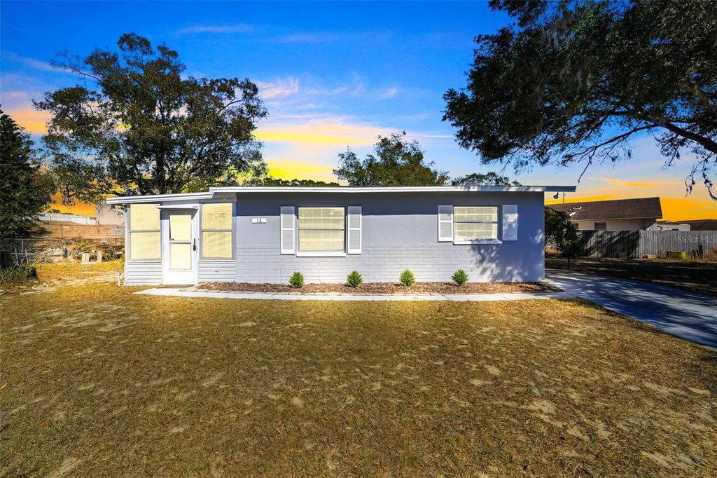 Photo of 13 Palm Court, Davenport, FL 33837 (MLS # O6379985)