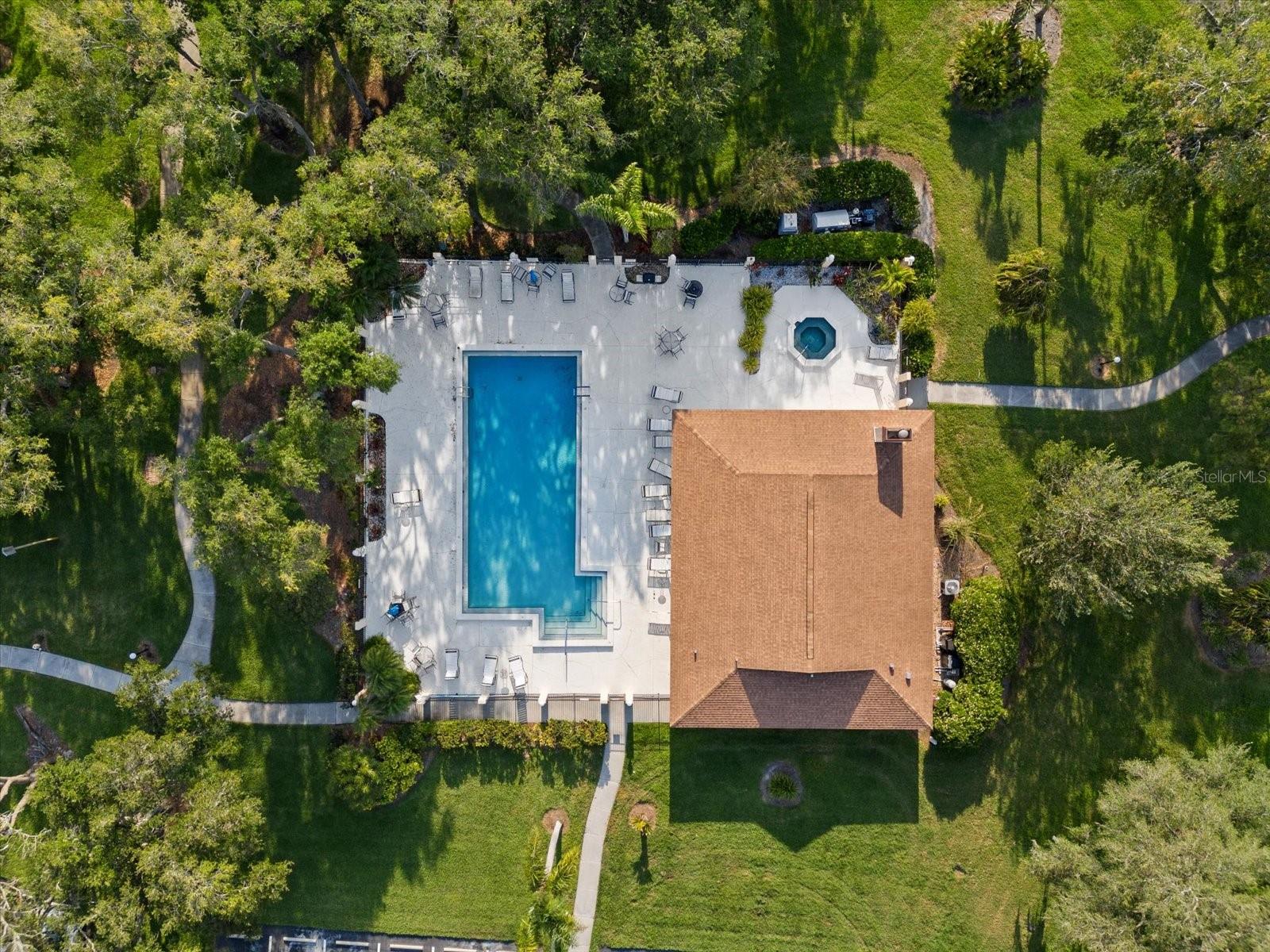AVISTA OF PALM-AIRE - Residential Lease