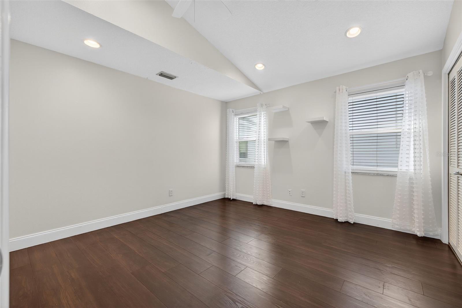 VENETIAN PLACE SUB - Residential