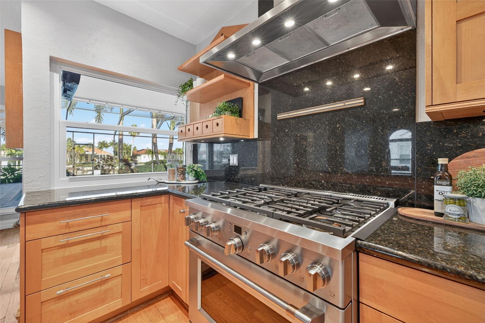 VENETIAN PLACE SUB - Residential