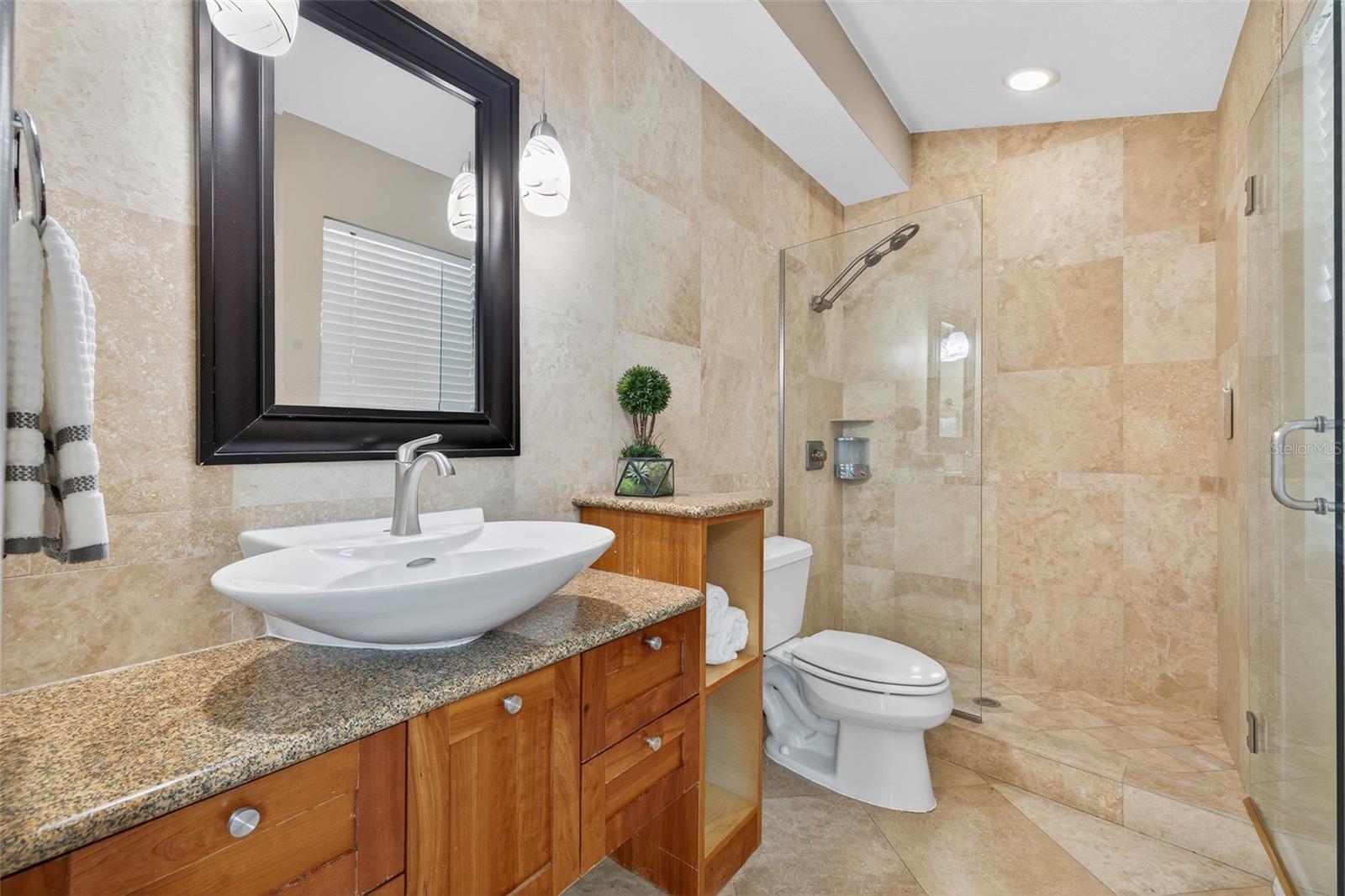 VENETIAN PLACE SUB - Residential