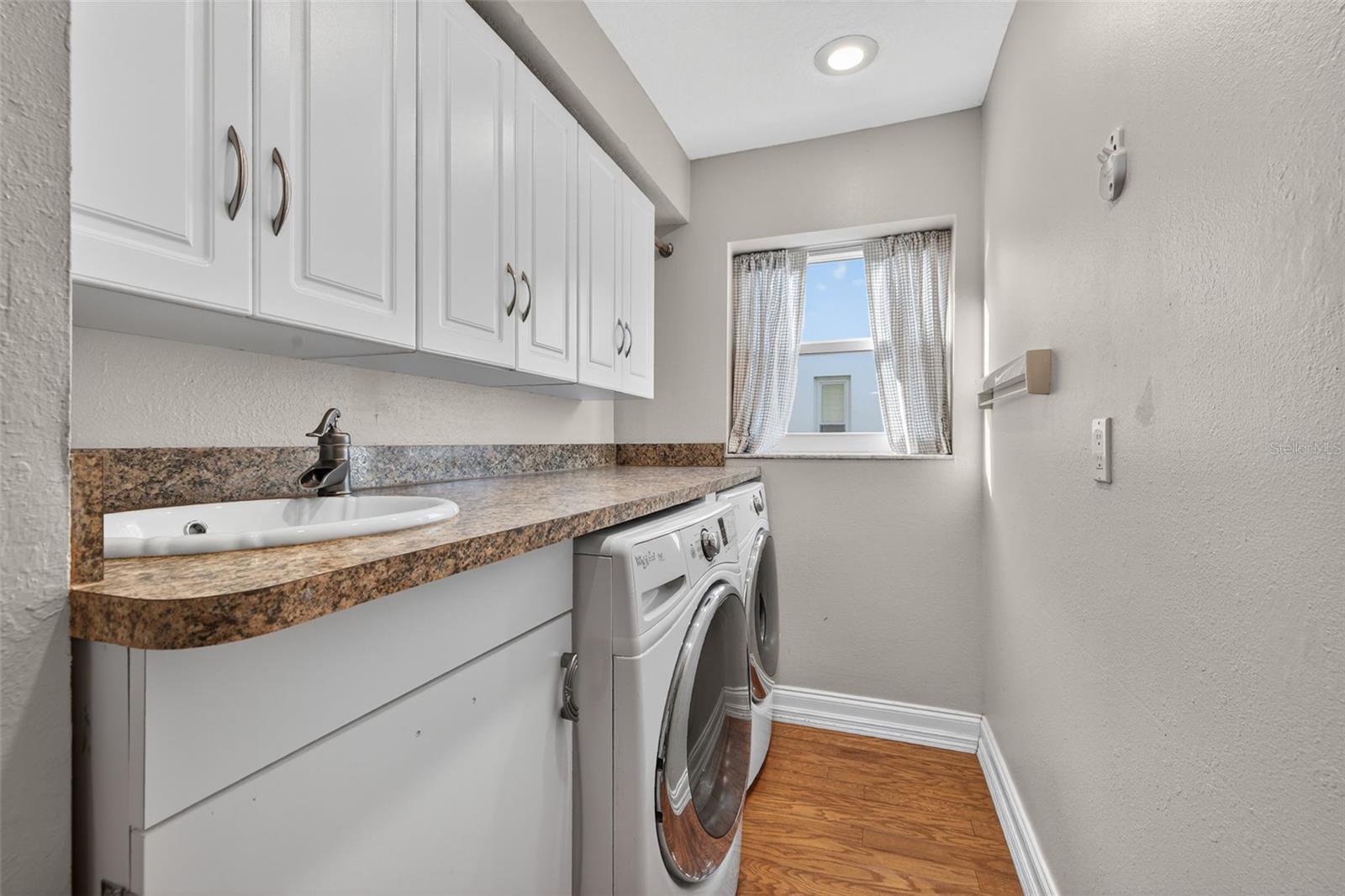 VENETIAN PLACE SUB - Residential