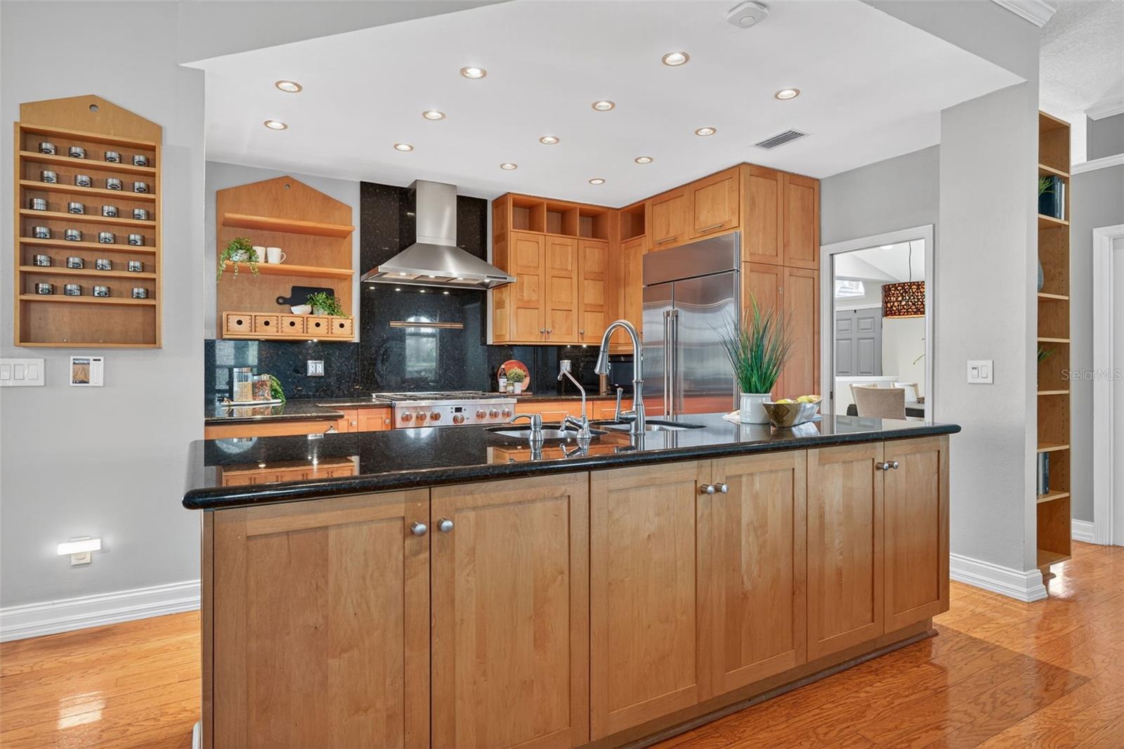 VENETIAN PLACE SUB - Residential