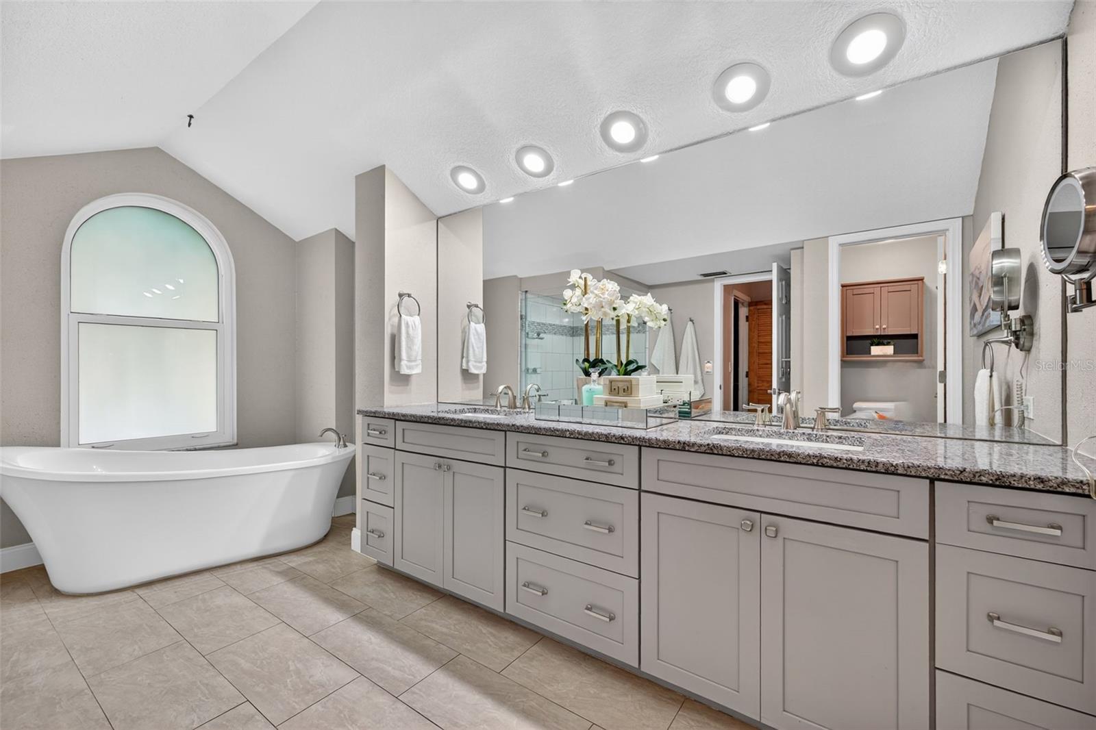 VENETIAN PLACE SUB - Residential