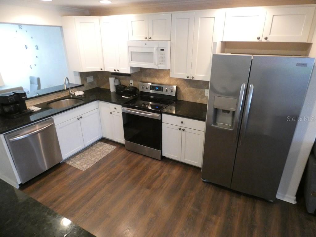 TOWNHOME MANORS OF - Residential