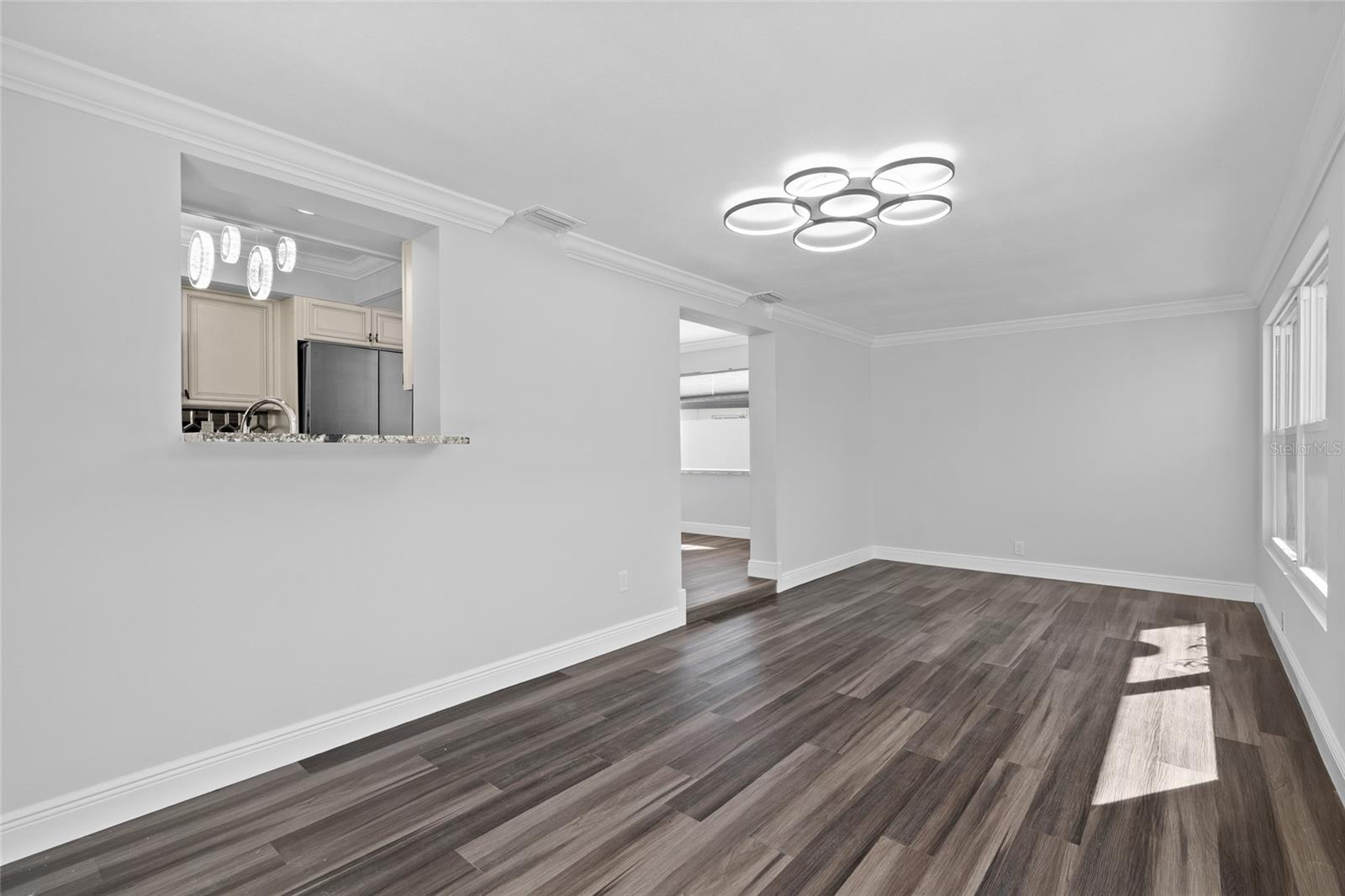 IMPERIAL GROVES - Residential