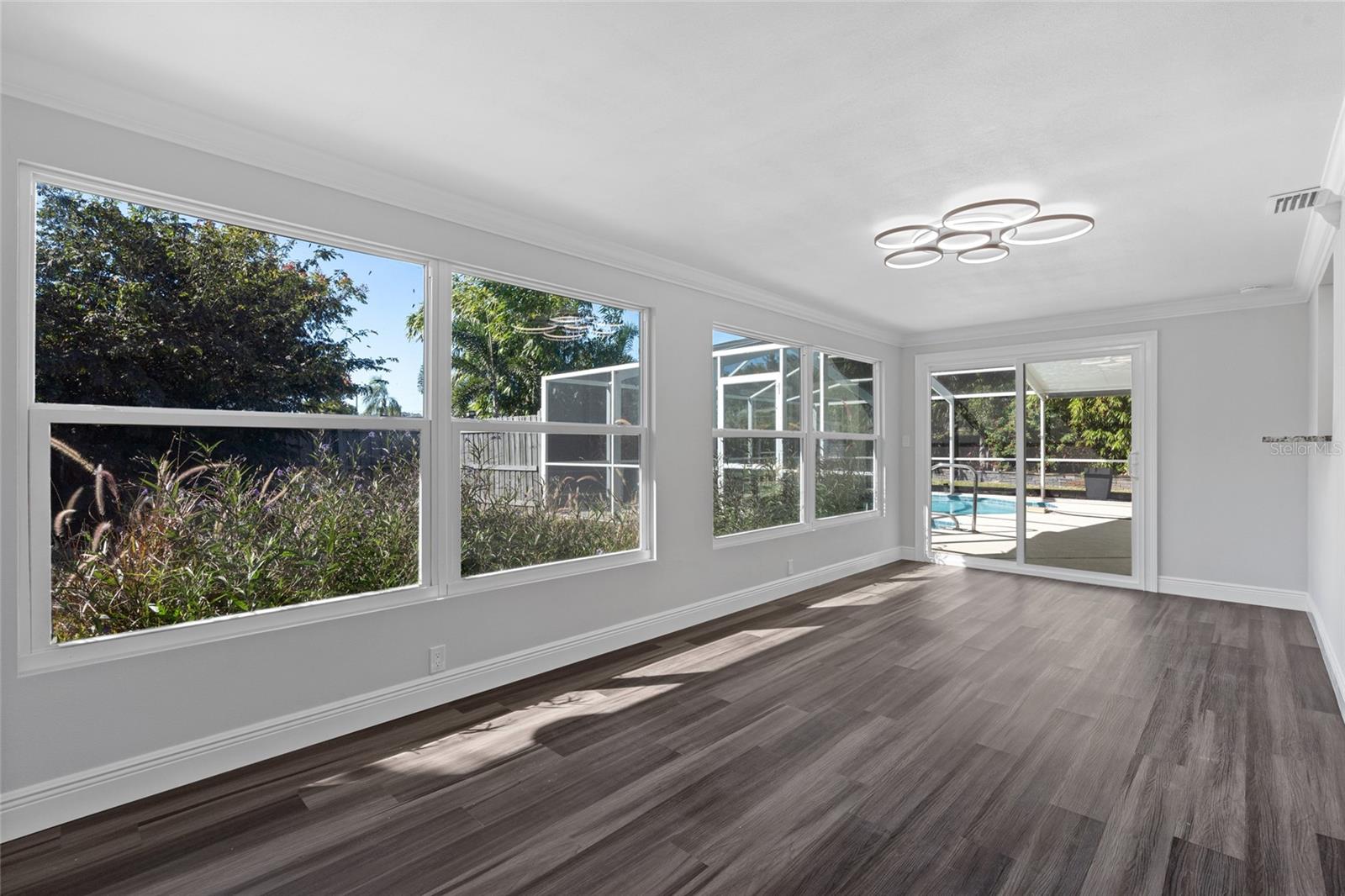 IMPERIAL GROVES - Residential