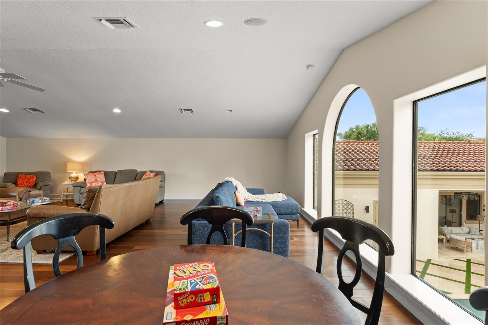 CHAINE DU LAC - Residential