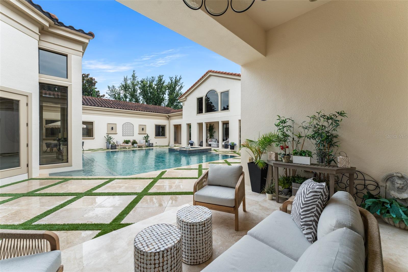 CHAINE DU LAC - Residential