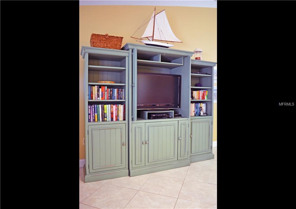 COLONIAL TERRACE - Residential Lease