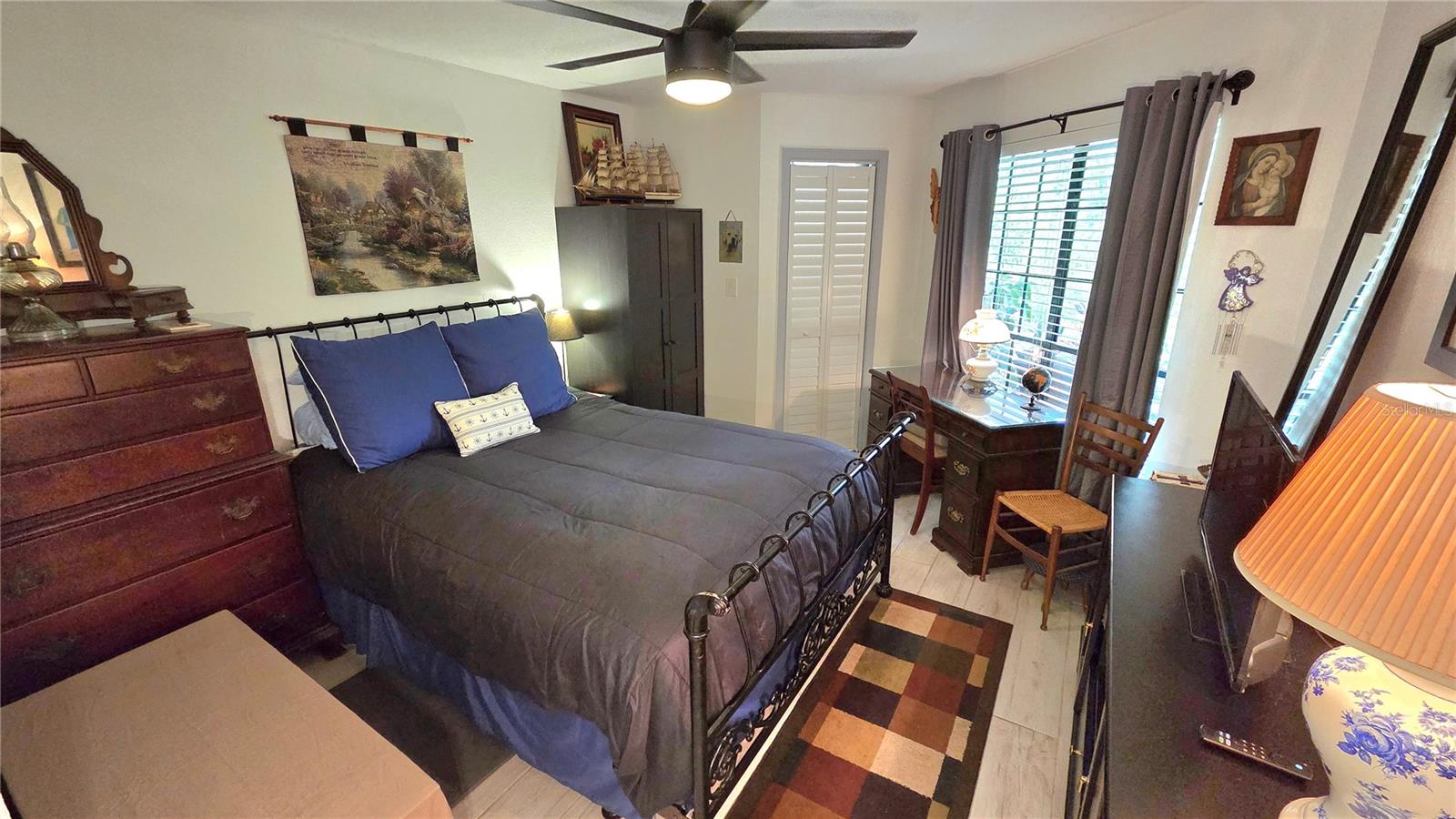 THE GRAND RESERVE CONDO - Residential