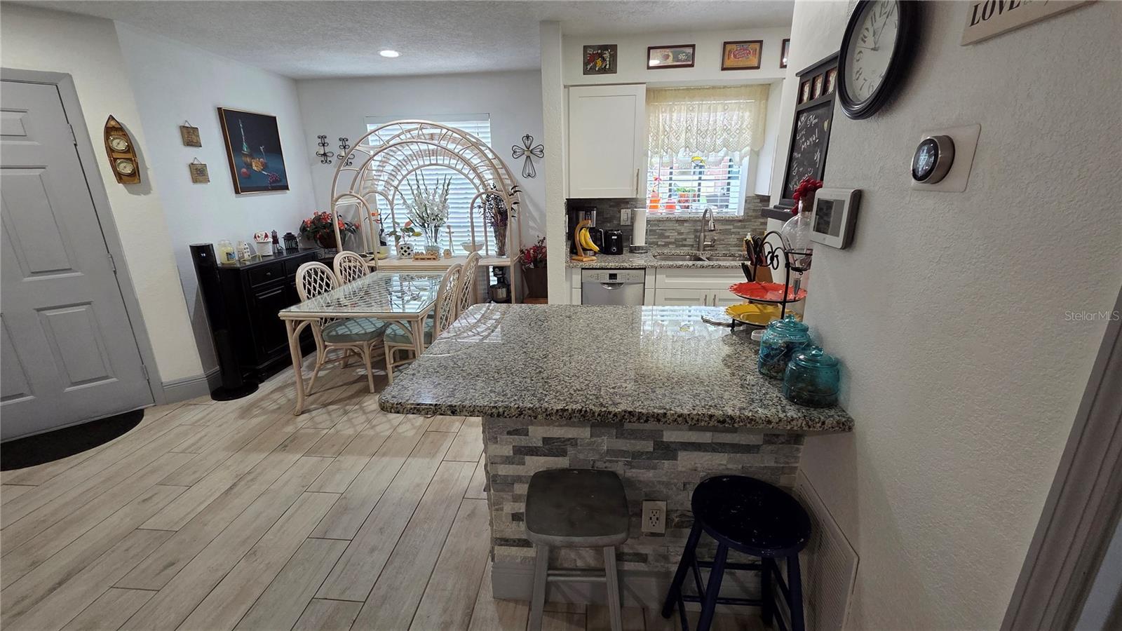 THE GRAND RESERVE CONDO - Residential