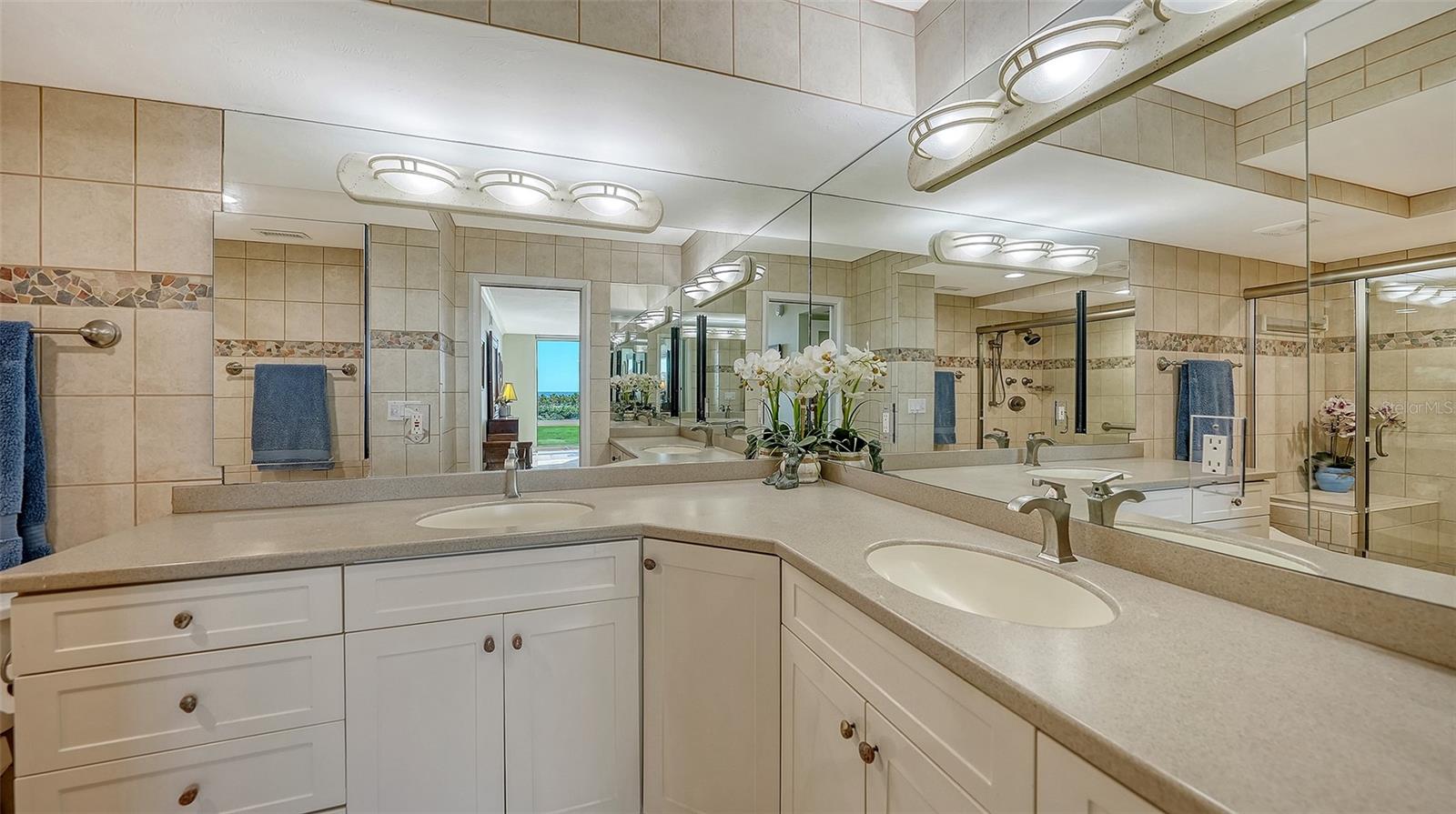 SEA GATE CLUB - Residential