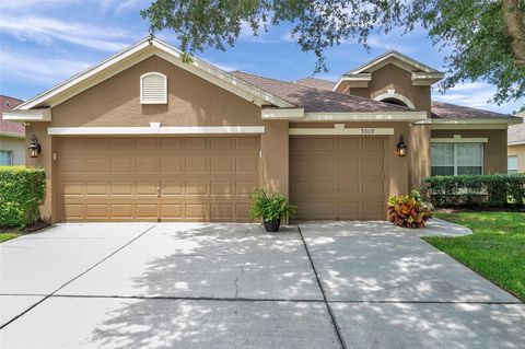 Photo of 9309 Edistro Place, New Port Richey, FL 34654 (MLS # W7876698) Photo of 9309 Edistro Place, New Port Richey, FL 34654 (MLS # W7876698)