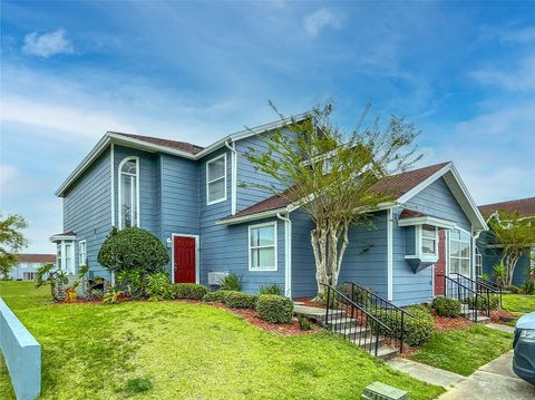 Photo of 402 Orchid Drive #Main Unit, Davenport, FL 33897 (MLS # O6381369)