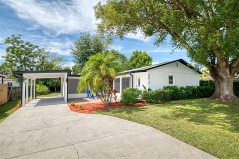 Photo of 2012 Dorris Drive, Orlando, FL 32807 (MLS # O6347150)