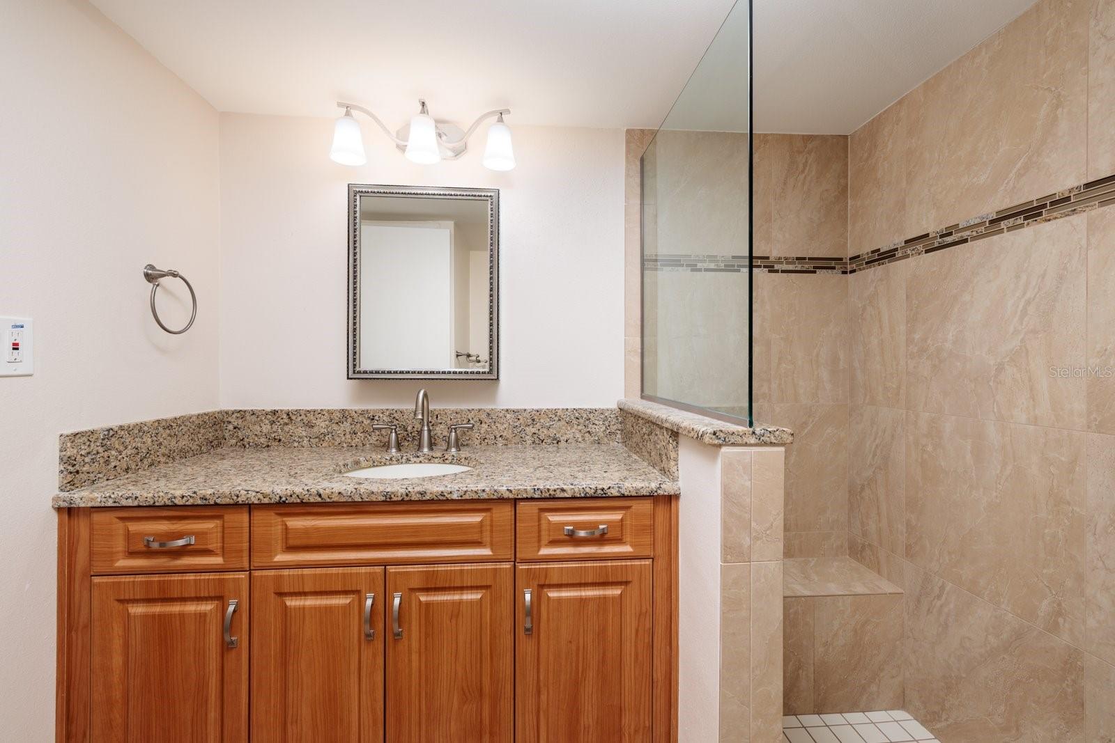 CLUB REDINGTON CONDO THE - Residential