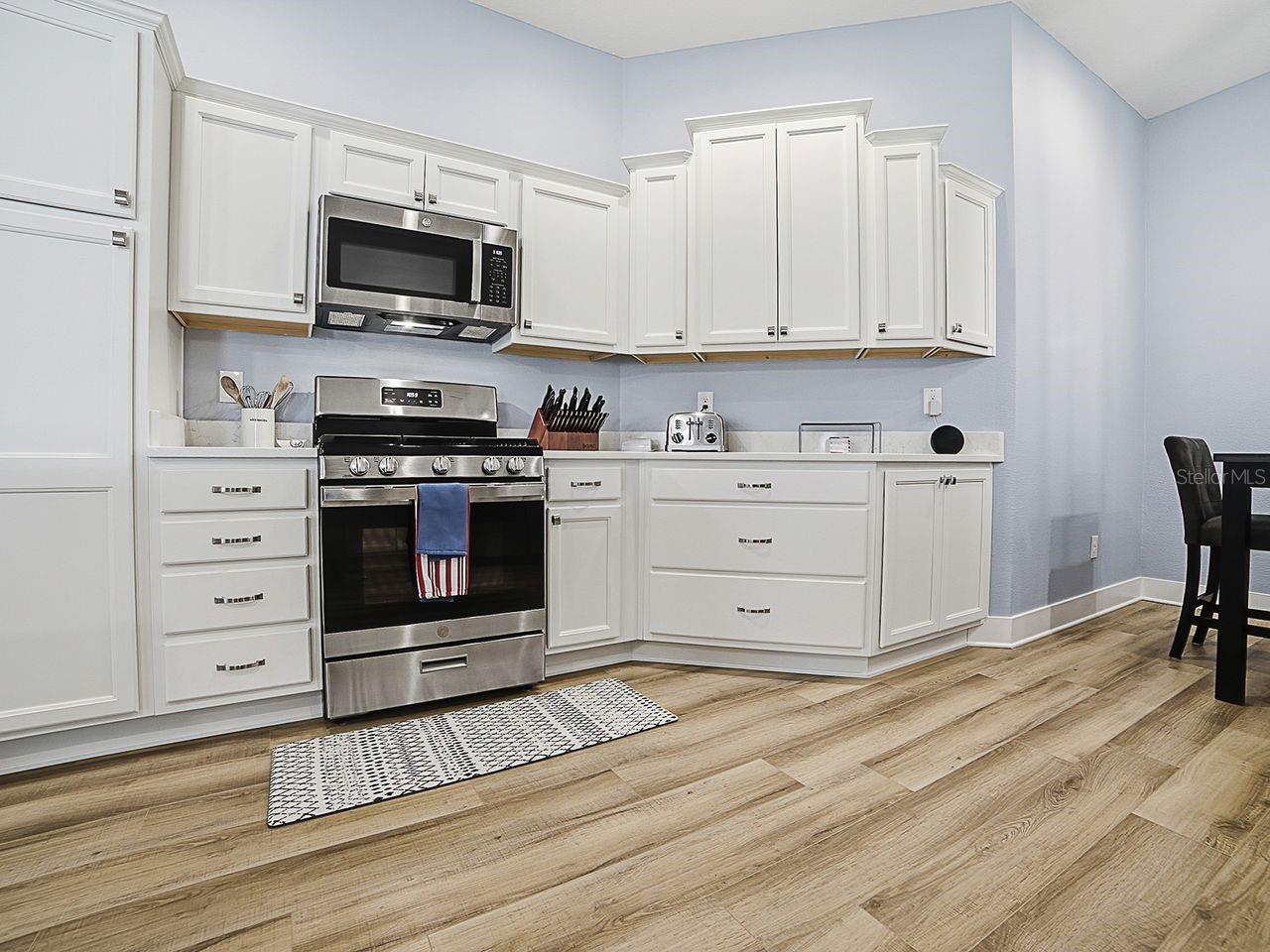 VILLAGES/SOUTHERN OAKS UN 115 - Residential