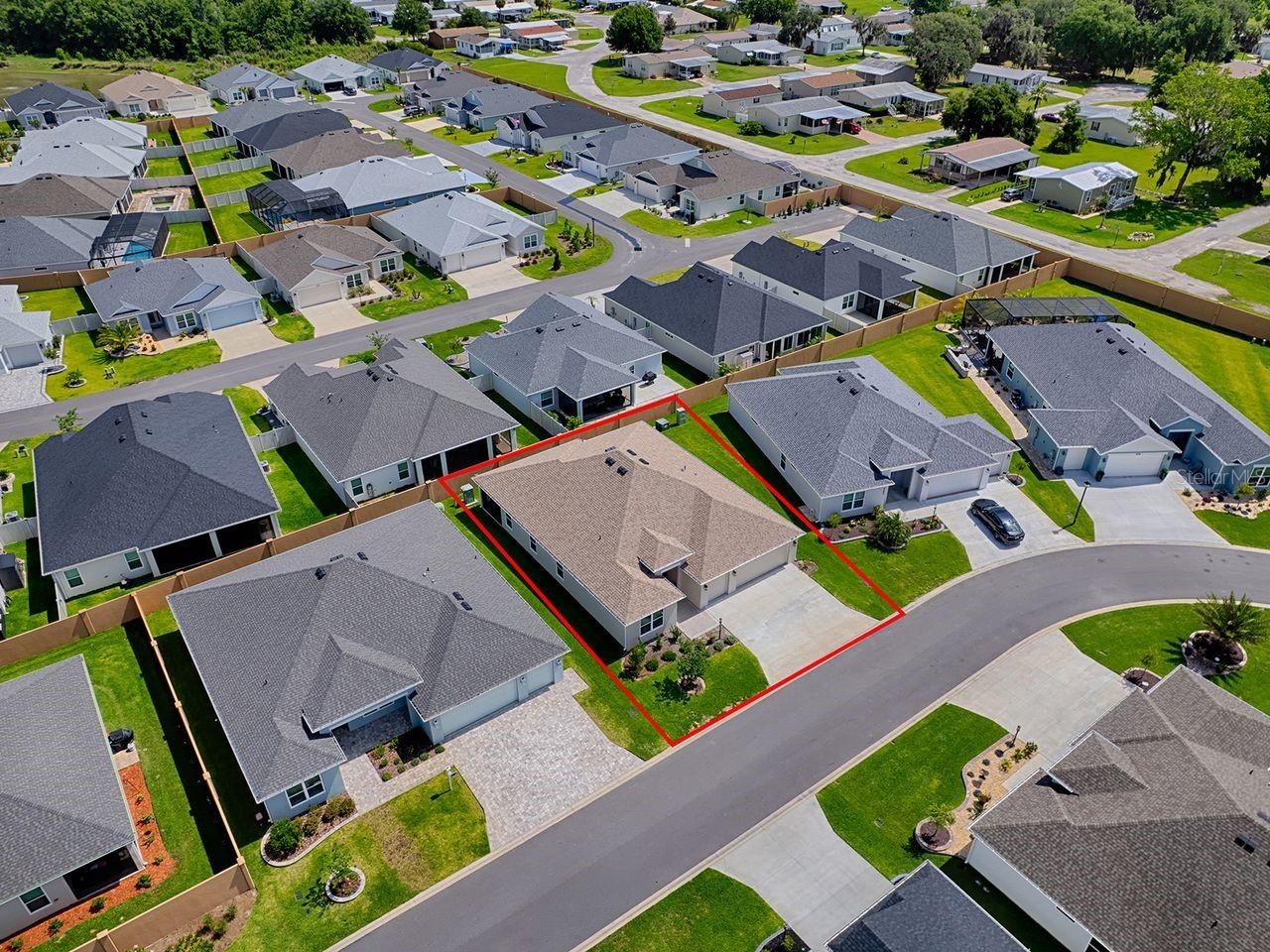 VILLAGES/SOUTHERN OAKS UN 115 - Residential