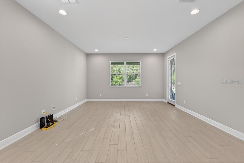K-BAR RANCH-PCL J - Residential
