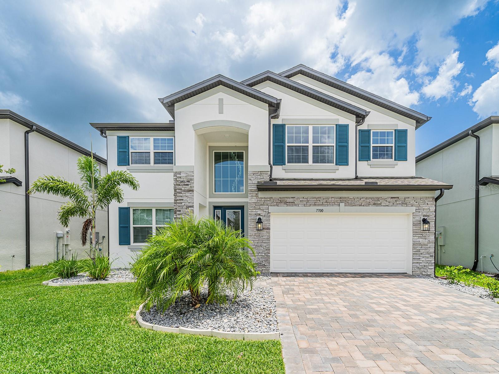 7700 BRONZE OAK DRIVE