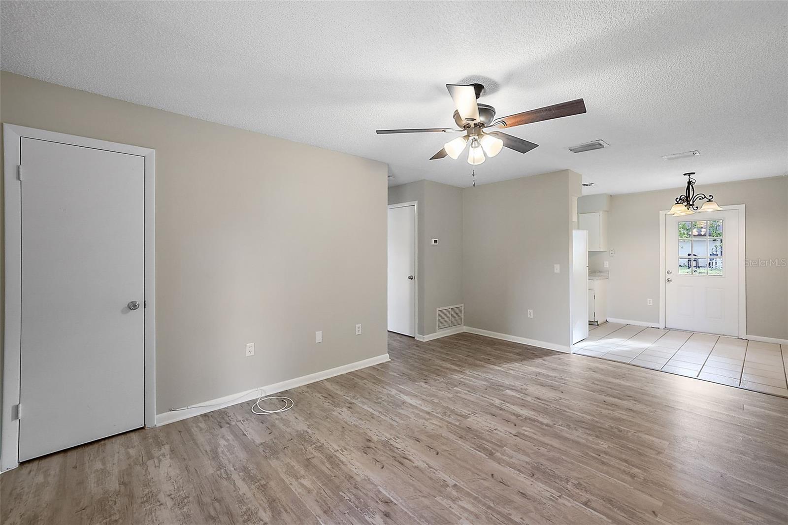 EUSTIS CRICKET LAKE VILLAGE ADD 03 - Residential