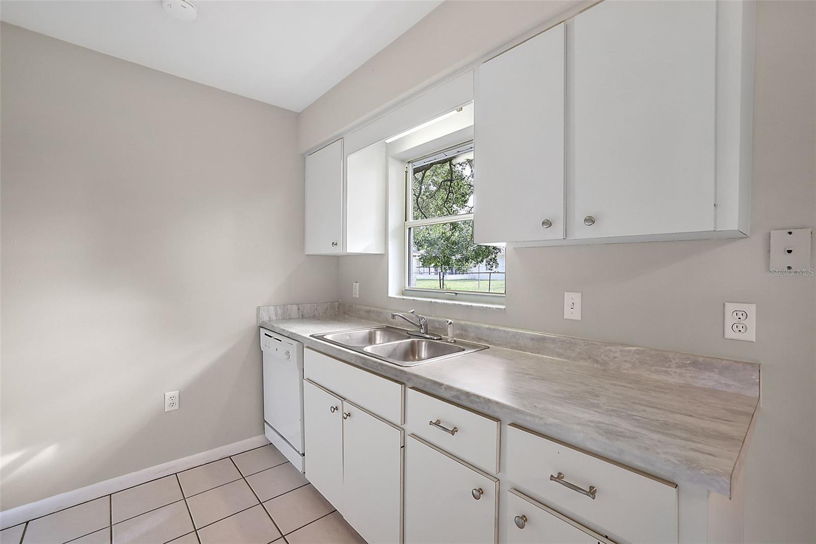 EUSTIS CRICKET LAKE VILLAGE ADD 03 - Residential