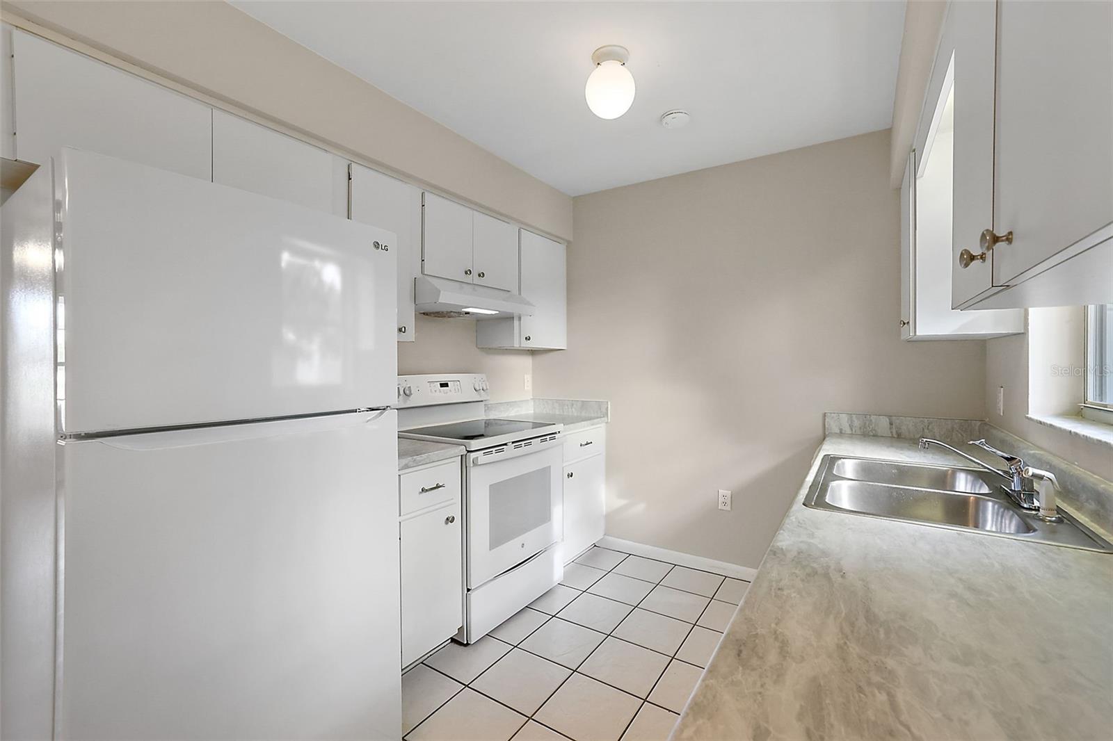 EUSTIS CRICKET LAKE VILLAGE ADD 03 - Residential